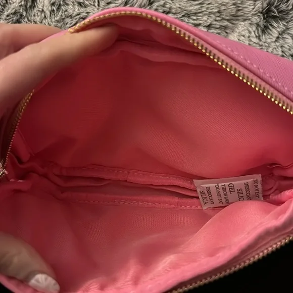 NWT Pink Palm Springs fanny pack bag - Picture 3 of 3